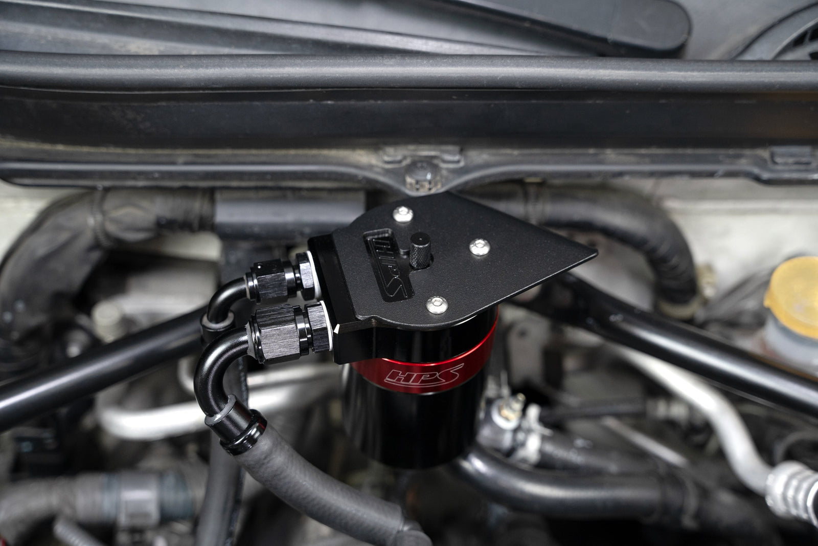 HPS-860-030 HPS Black/Red Catch Can+Mount Bracket For GEN1 13-20 FR-S/BRZ ZC6/Toyota 86 ZN6