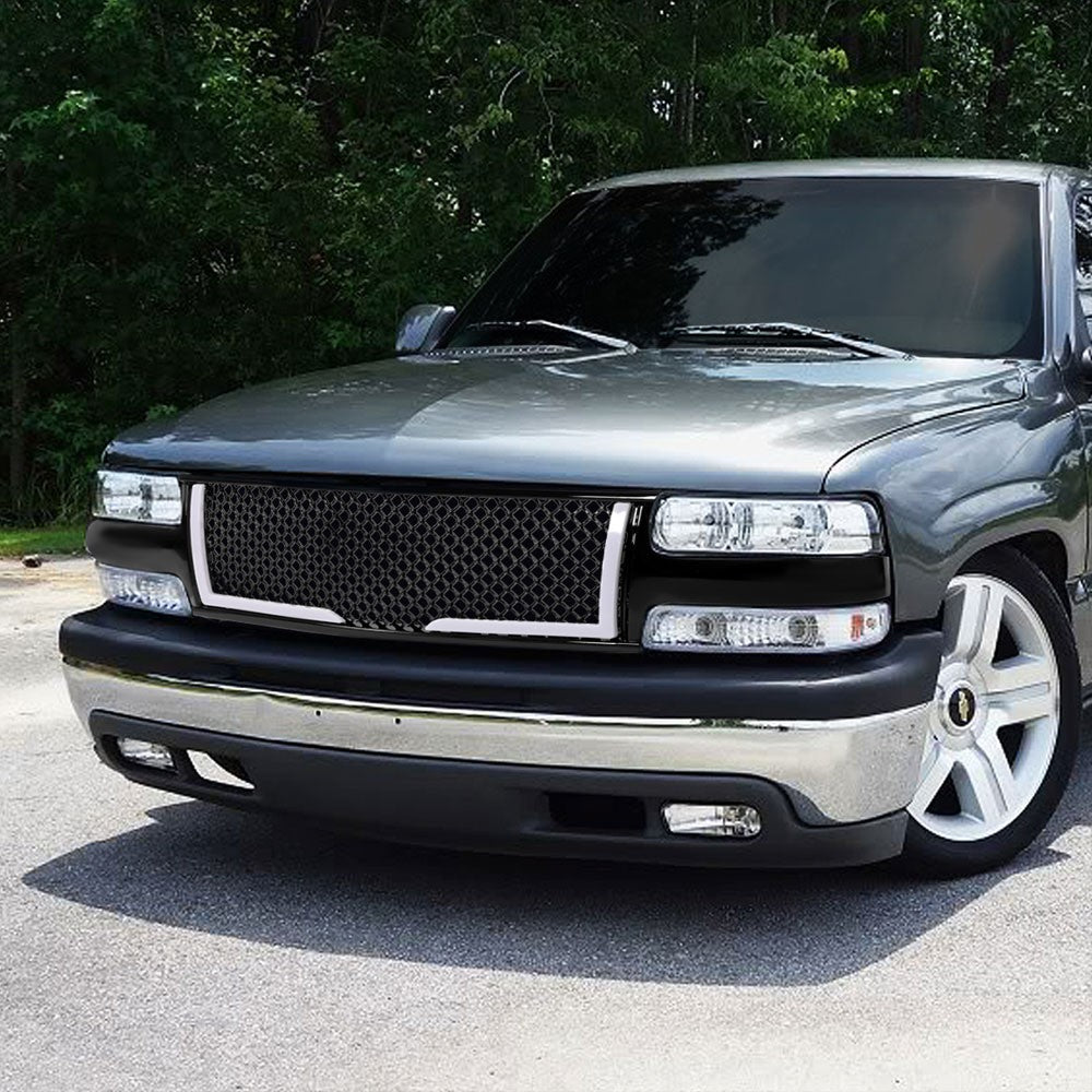 00-06 Suburban 1500 Glossy Black Mesh w/LED Front Grille