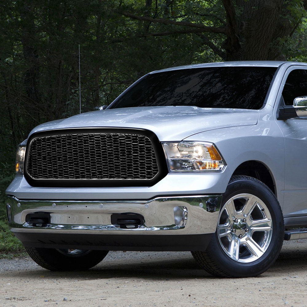13-18 RAM 1500 Glossy Black Mesh Style Front Grille
