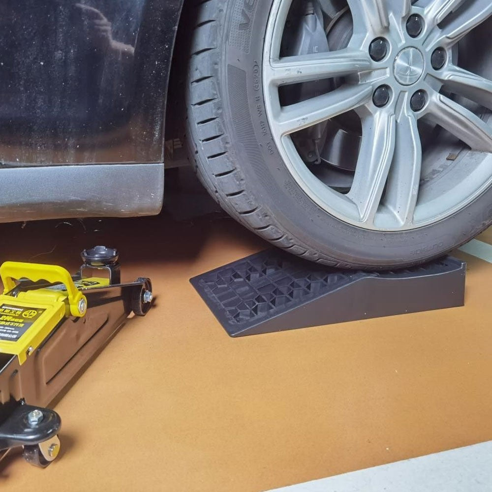 Megan Racing MR-RAMP-03 Single Piece Construct Drive-On Ramp MR-RAMP-03