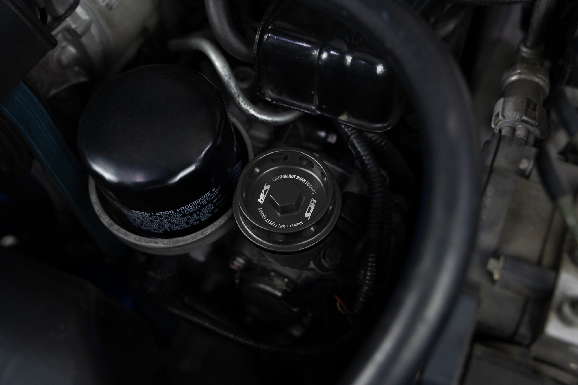 5269-106WB HPS Black Billet Aluminum Engine Oil Filler Cap Cover For Saab Subaru 86 GR86