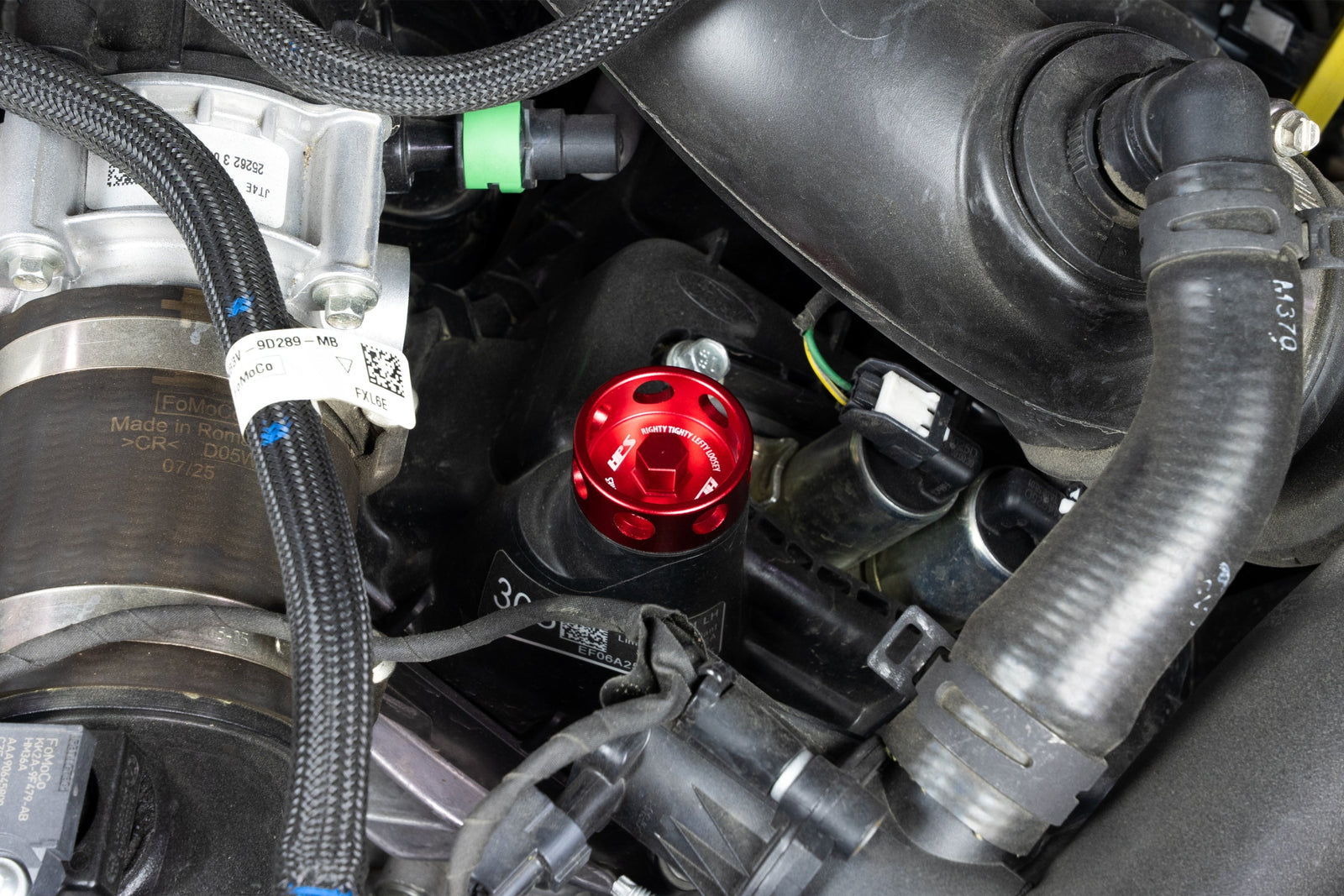 HPS Red CNC Billet Aluminum Engine Oil Filler Cap Neck Sealing For Ford 5269-110R