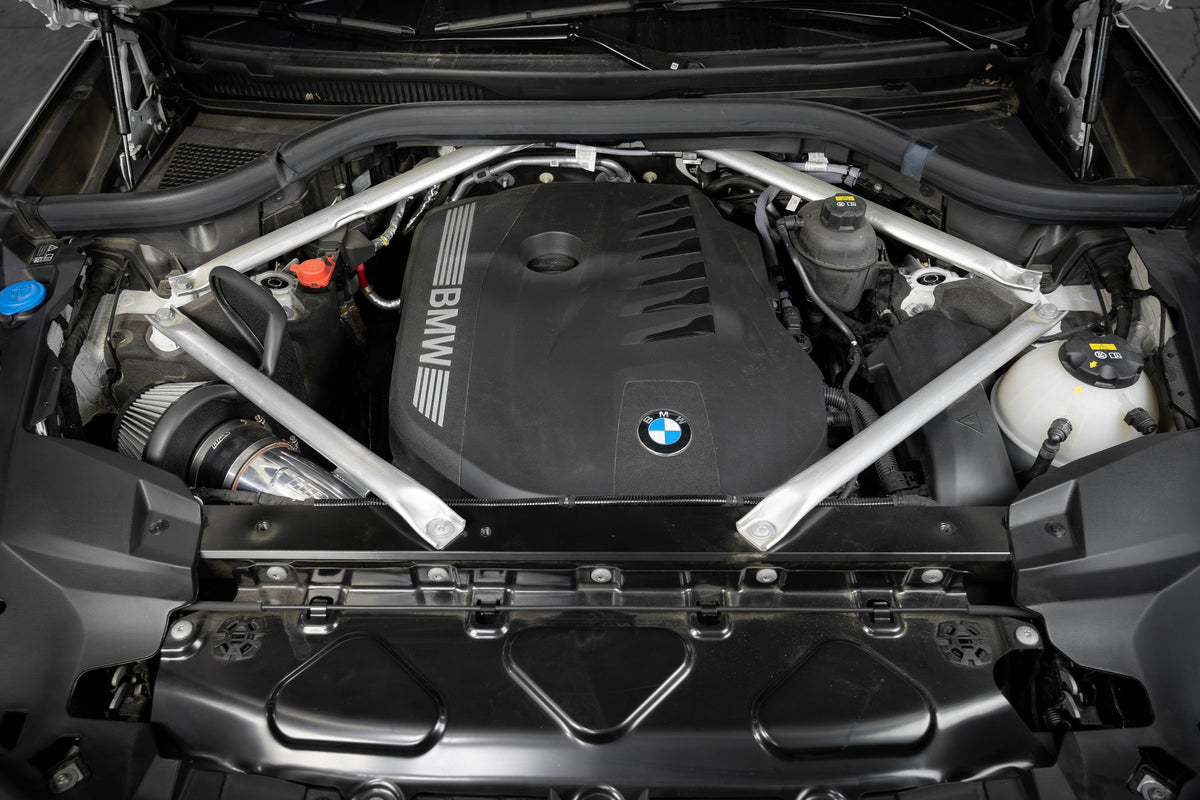 827-739WB HPS Black Shortram Air Intake w/Heat Shield For 23-24 BMW X7 3.0L Turbo (G07)