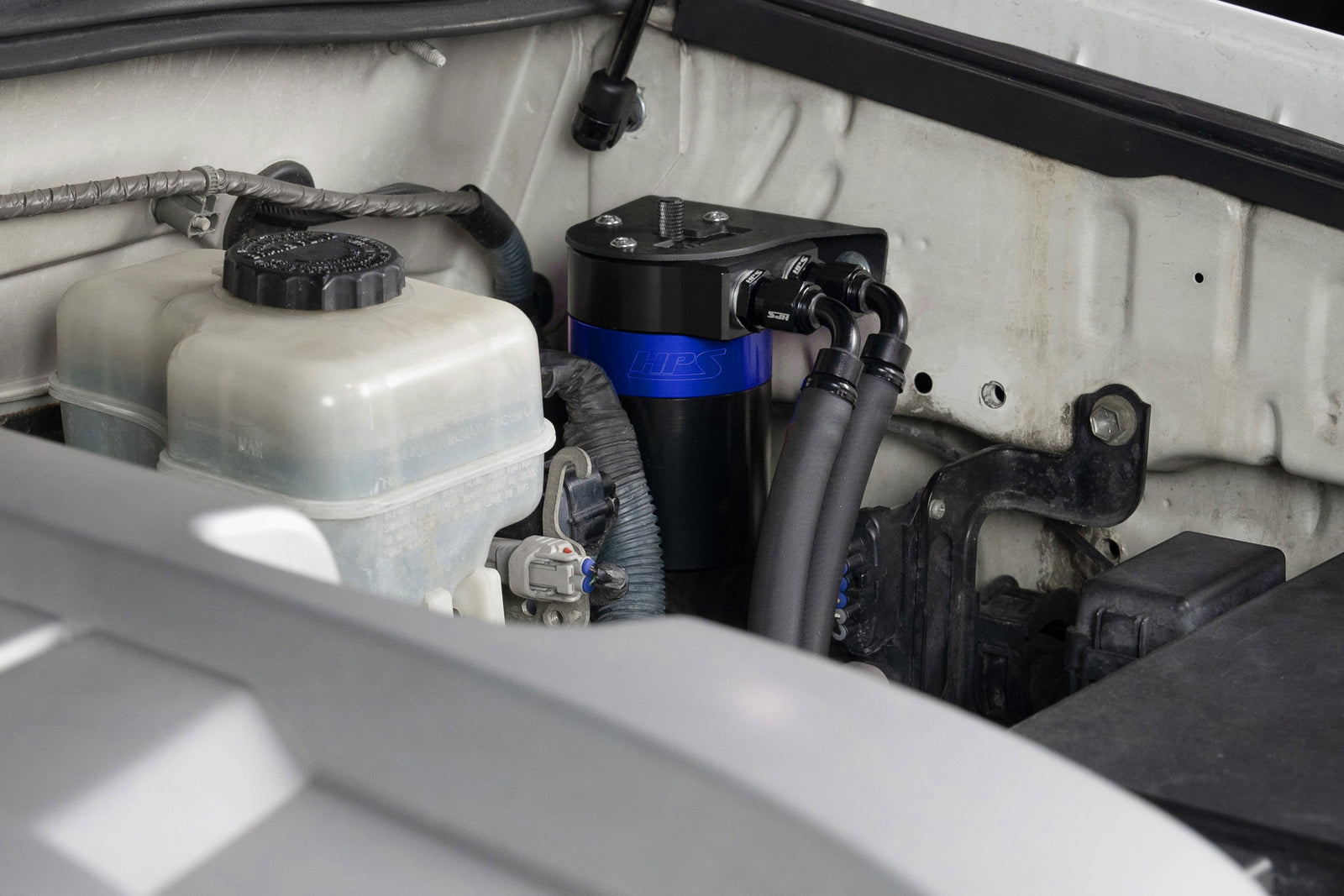 HPS-860-019BL HPS Blue 147ML Oil Catch Can Tank Mount Bracket For 03-09 Lexus GX470 J120