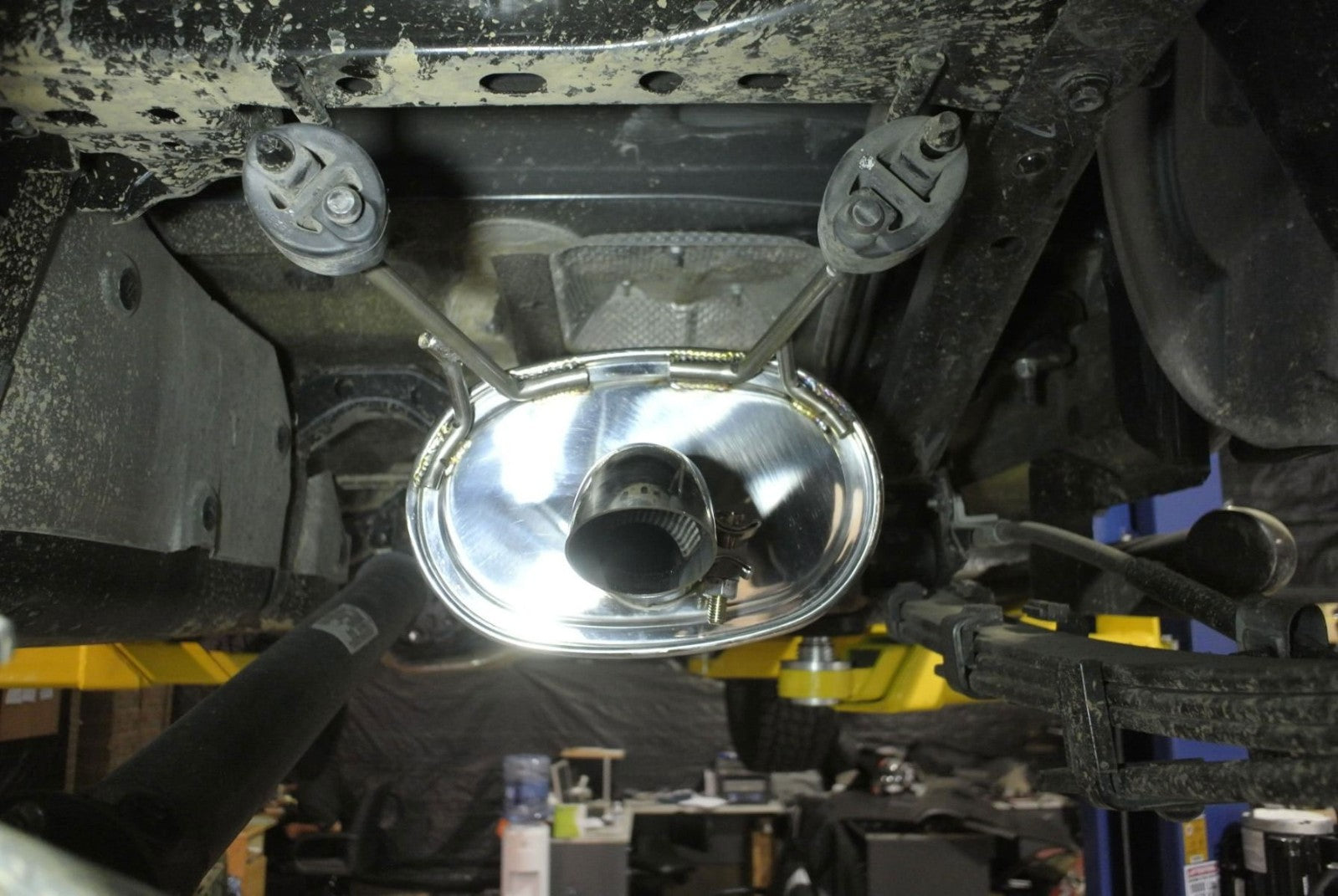 Megan OE-RS Catback Exhaust MR-CBS-TTA16-R1 16-23 Tacoma N300 MR-CBS-TTA16-R1