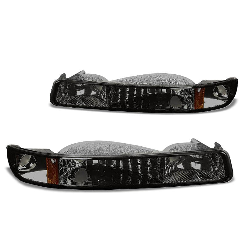 Turn Signal Bumper Light Chrome/Smoke Lens/Amber Corner For 99-06 Sierra/Yukon-Lighting-BuildFastCar-BFC-BUMLI-GMCSIE99-SMAM