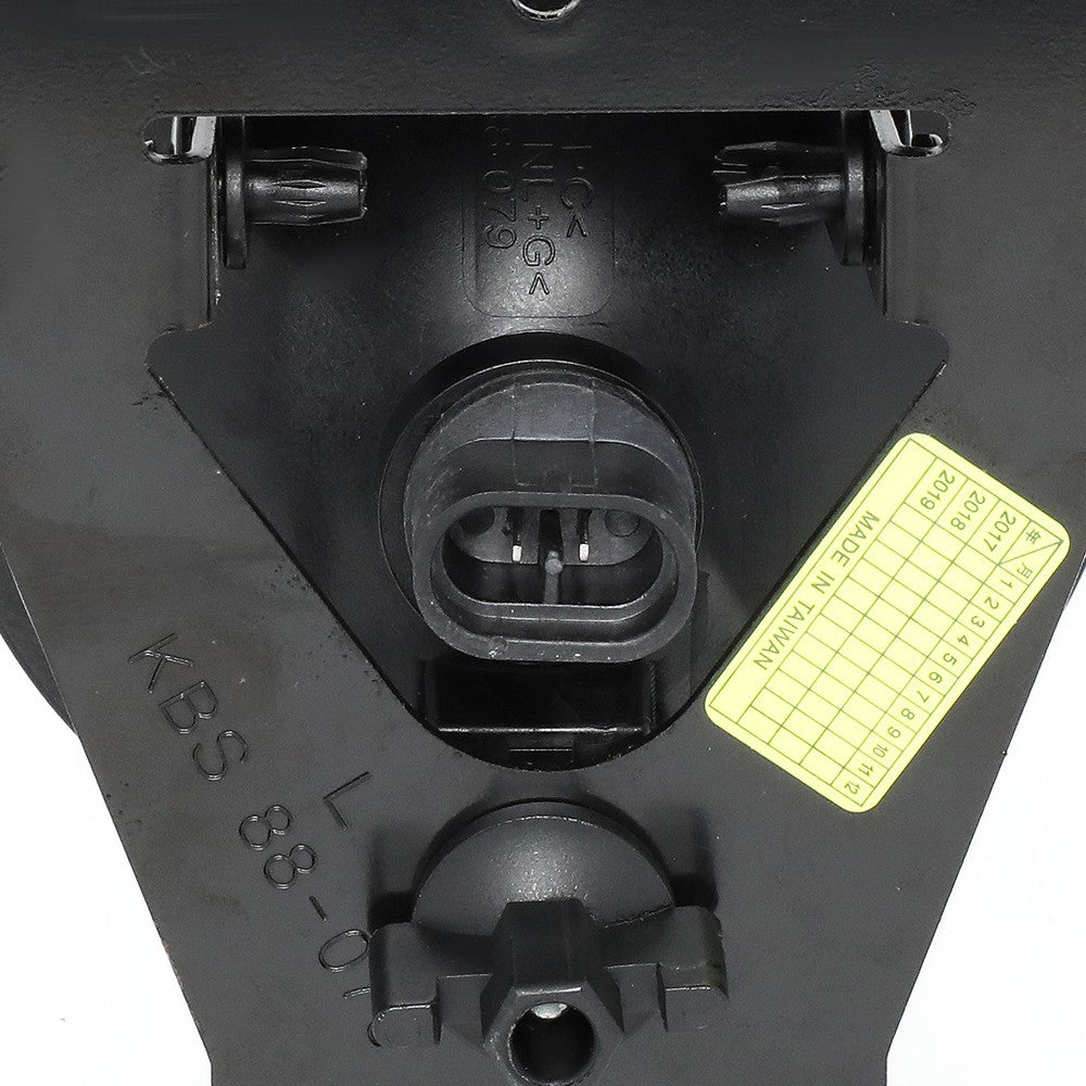 Front Bumper Replace Left Halogen Fog Light 880 Bulb For 02-06 Sierra 1500