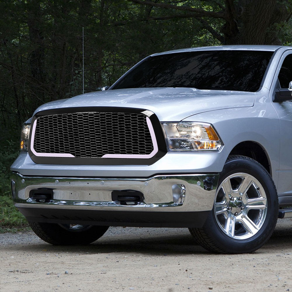 13-18 RAM 1500 Glossy Black Mesh w/LED  Front Grille