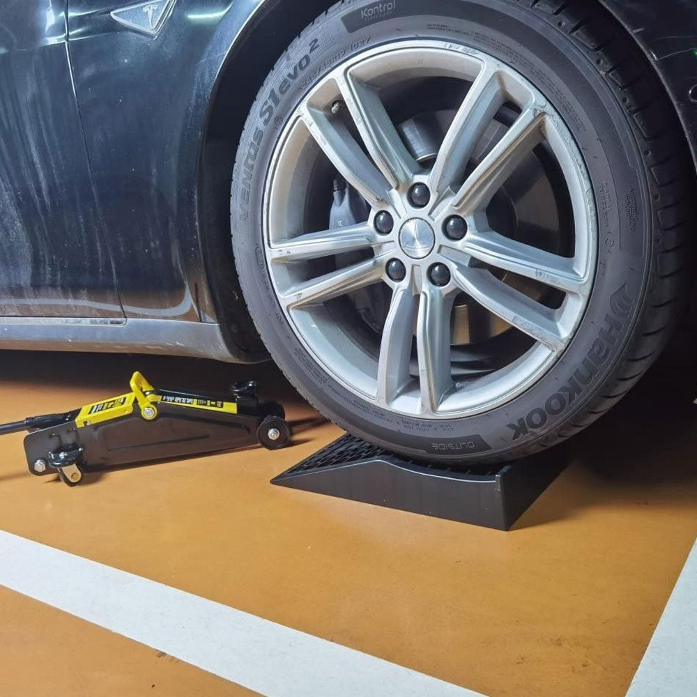 Megan Racing MR-RAMP-03 Single Piece Construct Drive-On Ramp  MR-RAMP-03