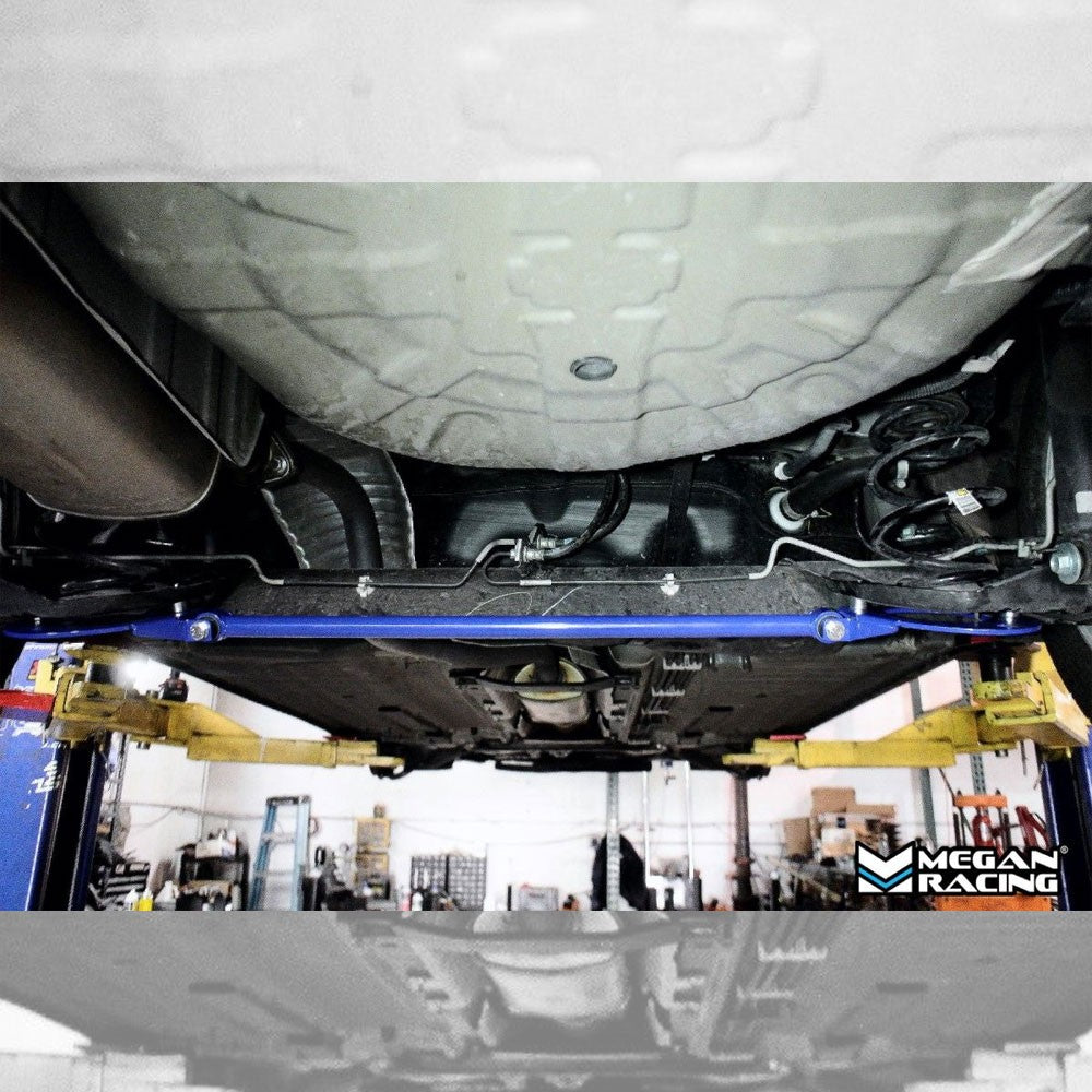Megan Rear Torsion Beam Support Brace Bar For 13-19 Sentra B17 / 13-19 Versa Sedan