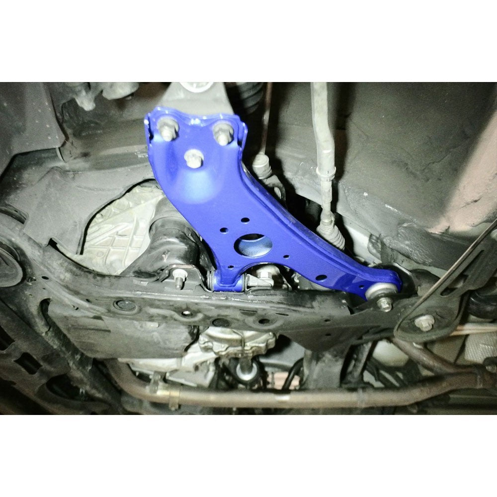 Megan Racing Front Lower Control Arm For 11-19 Toyota Sienna (XL30)